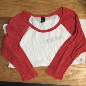 3/4 sleeve distressed obey raglan